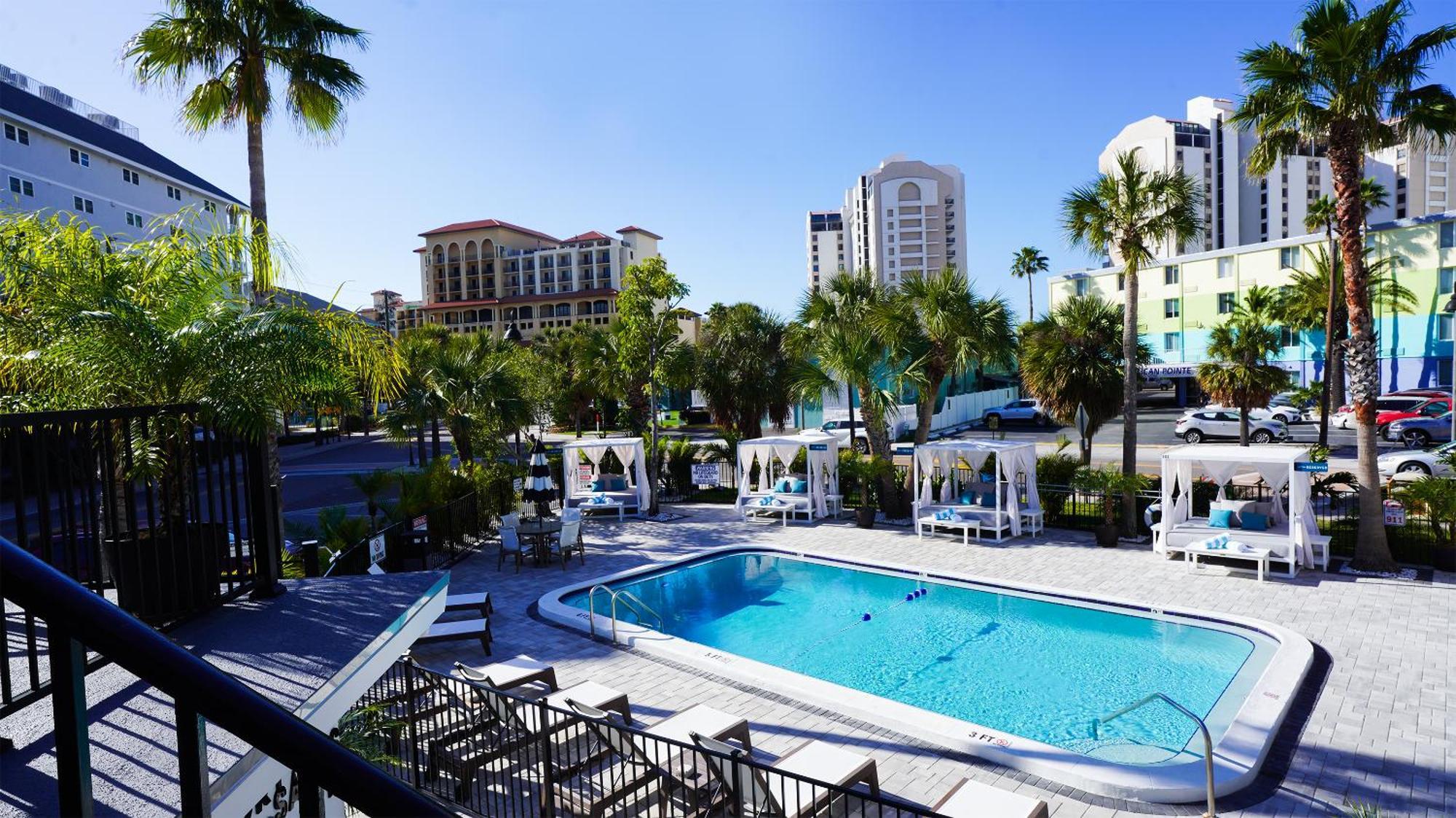 Ivory Sands Beach Suites Клиъруотър Бийч Екстериор снимка