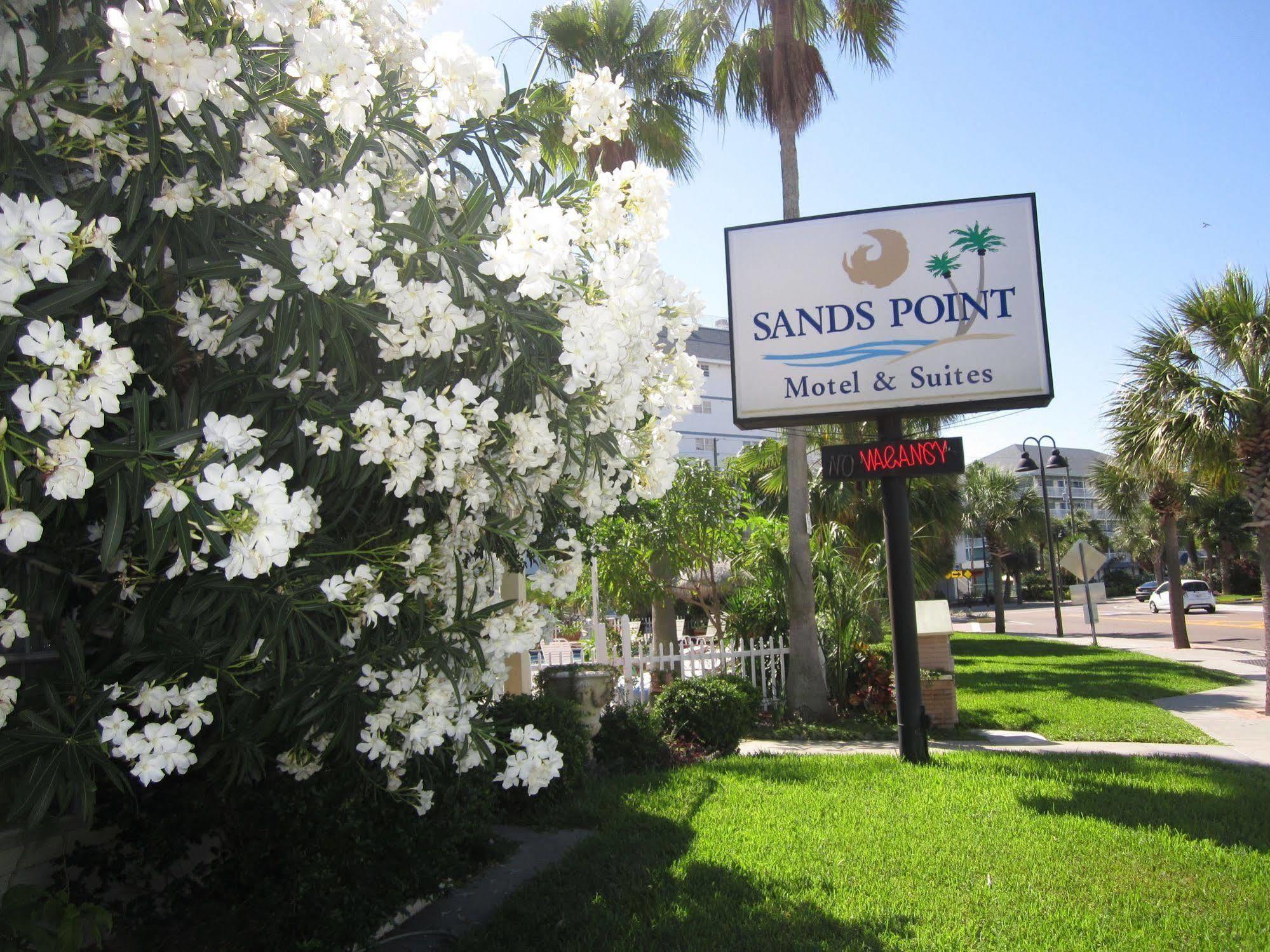 Ivory Sands Beach Suites Клиъруотър Бийч Екстериор снимка